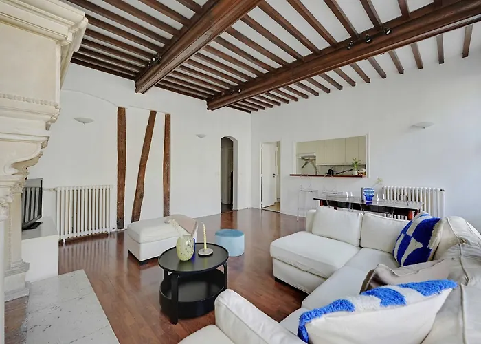 Beautiful In The Marais - 3bdr 6p - Parigi